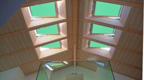 Verdunkelungsrollo Elektrisch
Innenansicht